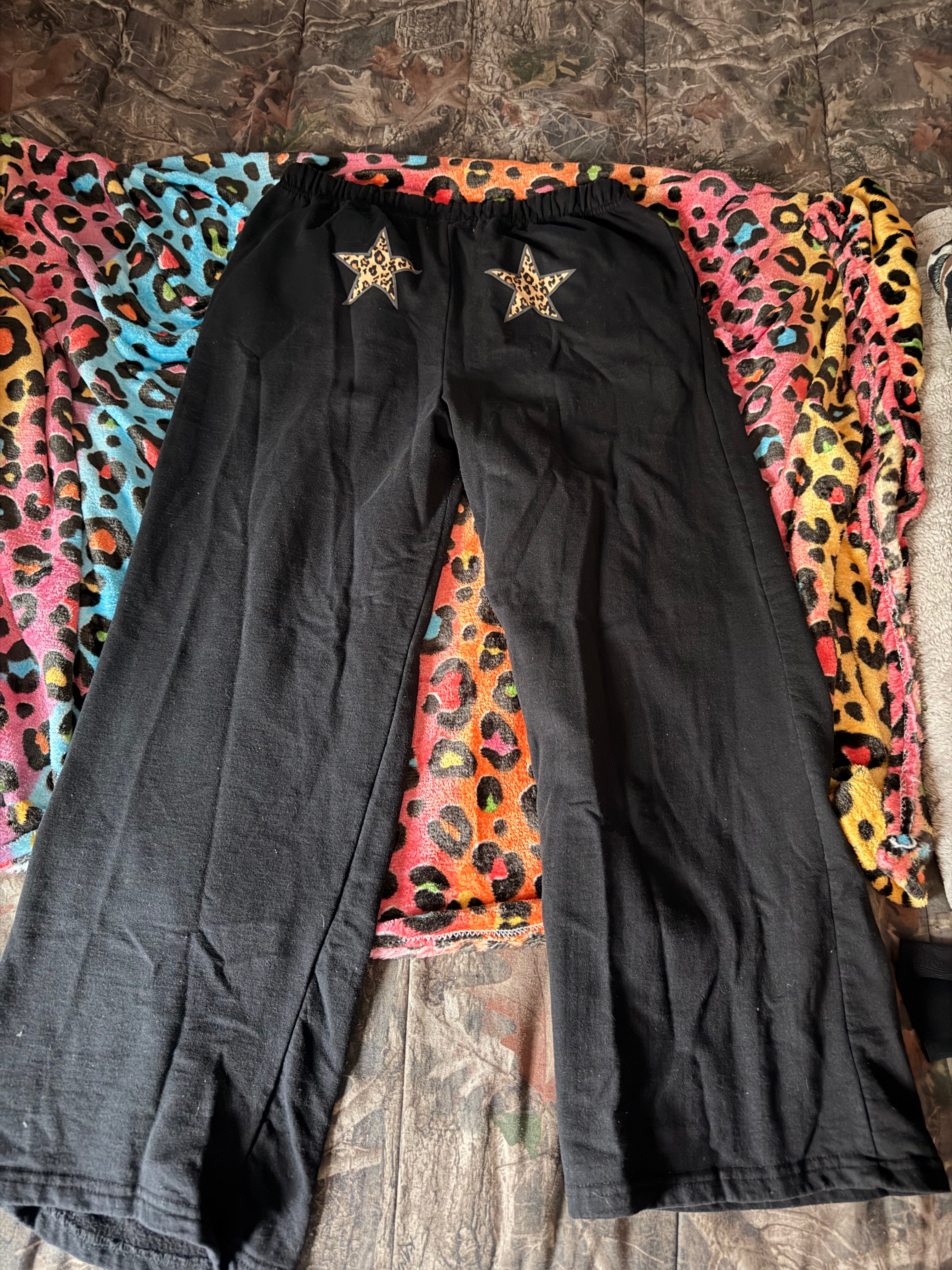 Wide leg pants Star cheetah print on back